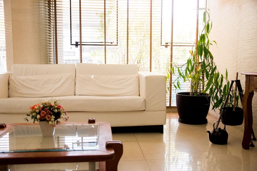 Slim Zion Hotel